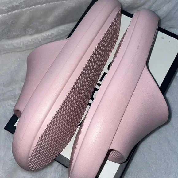 NWT J/SLIDES SQUISH Light Pink EVA Sandals - Picture 12 of 13